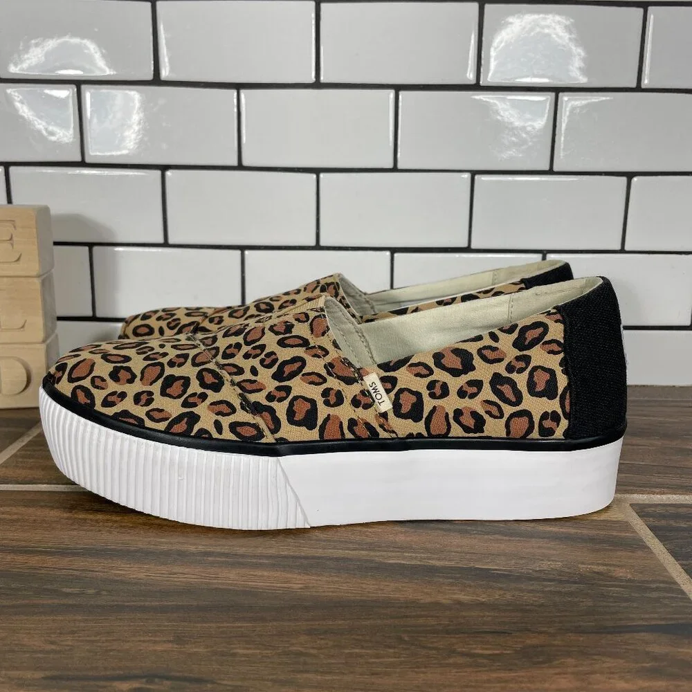 Toms Alpargata Boardwalk Womens 8.5 Shoes Leopard Print Canvas Platform Slip On